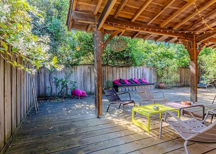 Feriehus Cabin-style In Cap Ferret 8 People *